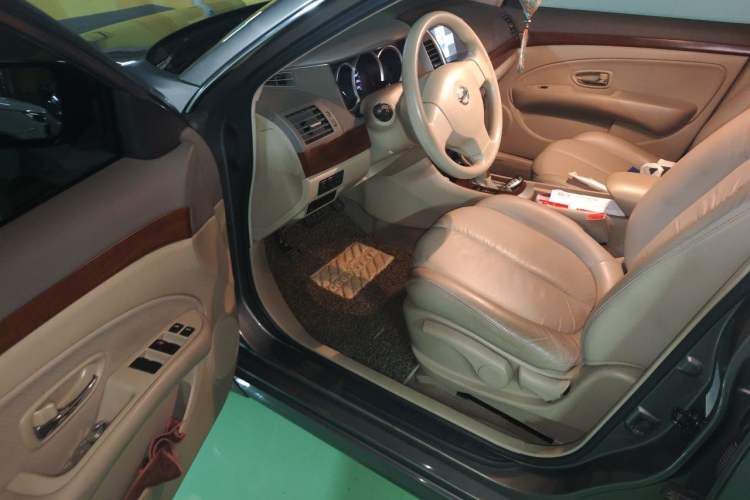 Used Nissan Sylphy 2009 1.6XL Automatic Luxury Sunroof Edition Driver Seat