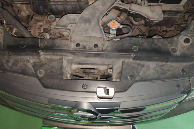 Used Nissan Sylphy 2009 1.6XL Automatic Luxury Sunroof Edition Engine Bay