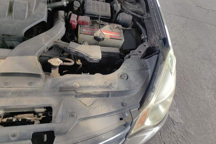 Used Nissan Sylphy 2009 1.6XE Automatic Comfort Edition Engine Bay Left
