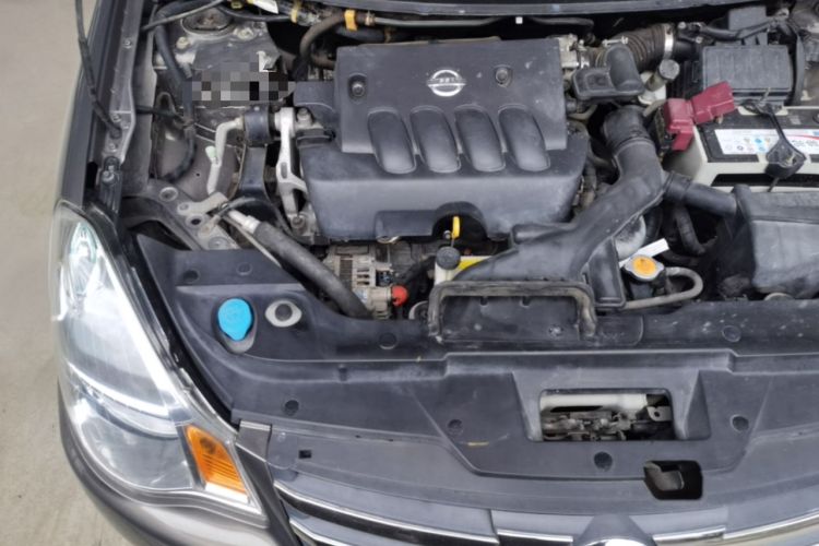 Used Nissan Sylphy 2009 2.0XL CVT Tech Sunroof Version Engine Bay Right