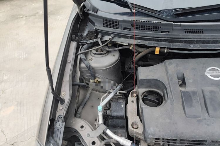 Used Nissan Sylphy 2009 1.6XE Manual Comfort Edition Engine Bay Right