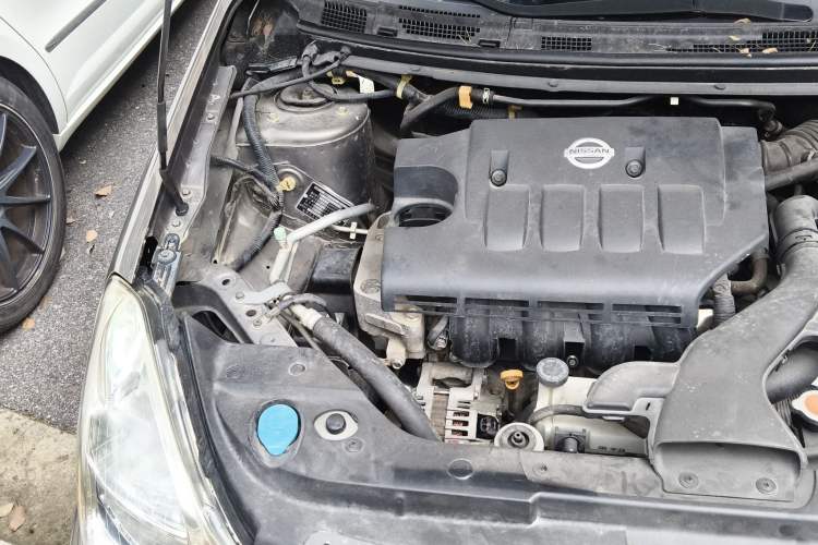 Used Nissan Sylphy 2009 1.6XE Automatic Comfort Edition Engine Bay Right