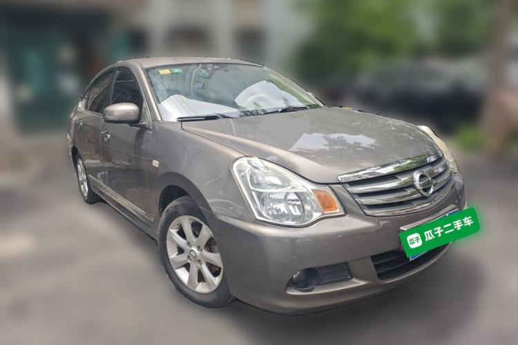 Used Nissan Sylphy 2009 1.6XL Automatic Luxury Sunroof Edition Front Right 45 Deg