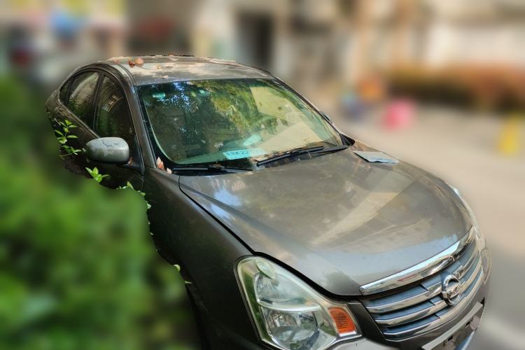 Used Nissan Sylphy 2009 1.6 XL Manual Luxury Sunroof Edition Front Right 45 Deg