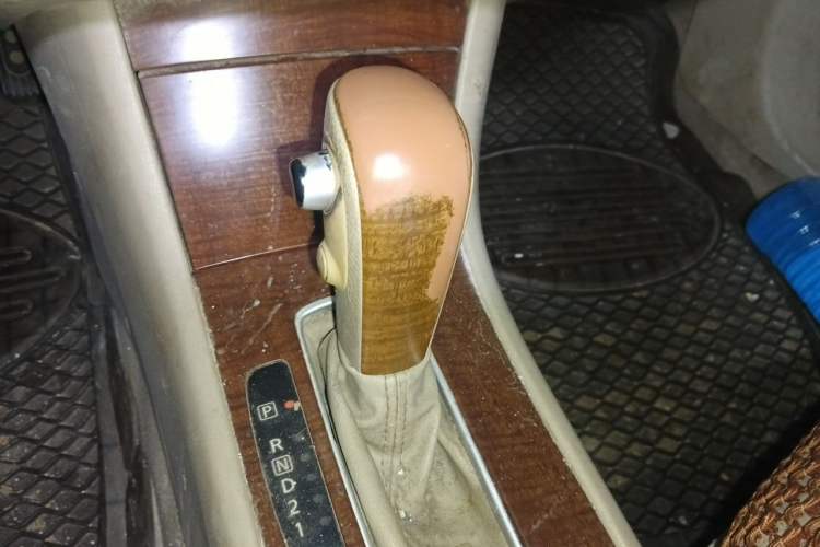 Used Nissan Sylphy 2009 1.6XE Automatic Comfort Edition Gear Lever