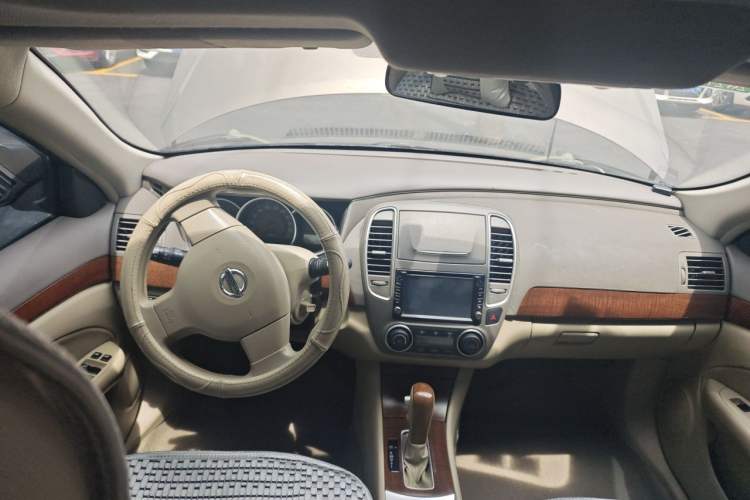 Used Nissan Sylphy 2009 1.6XL Automatic Luxury Sunroof Edition Headliner