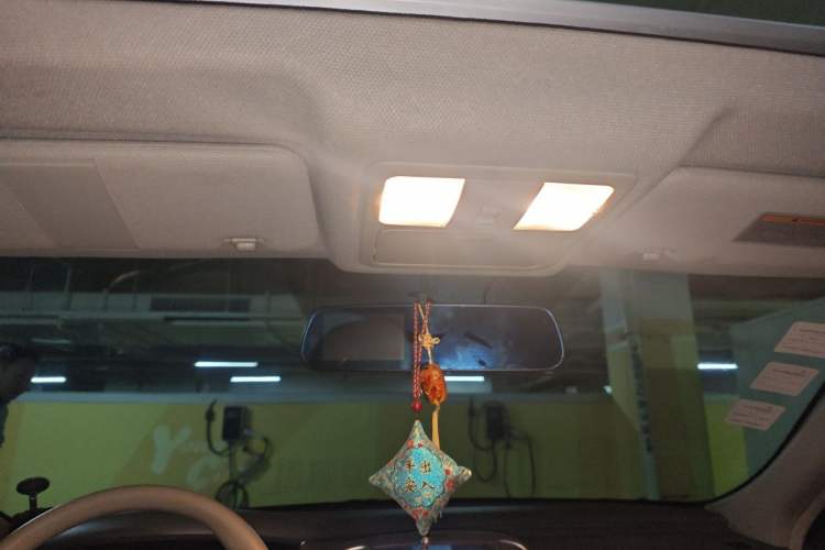 Used Nissan Sylphy 2009 1.6XL Automatic Luxury Sunroof Edition Headliner