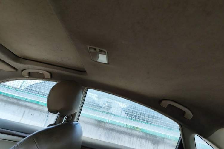 Used Nissan Sylphy 2009 1.6XL Automatic Luxury Sunroof Edition Headliner