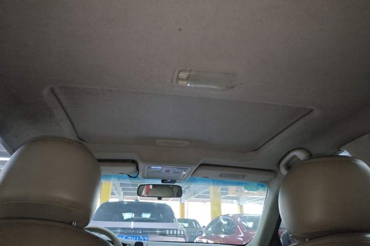 Used Nissan Sylphy 2009 1.6XL Automatic Luxury Sunroof Edition Headliner