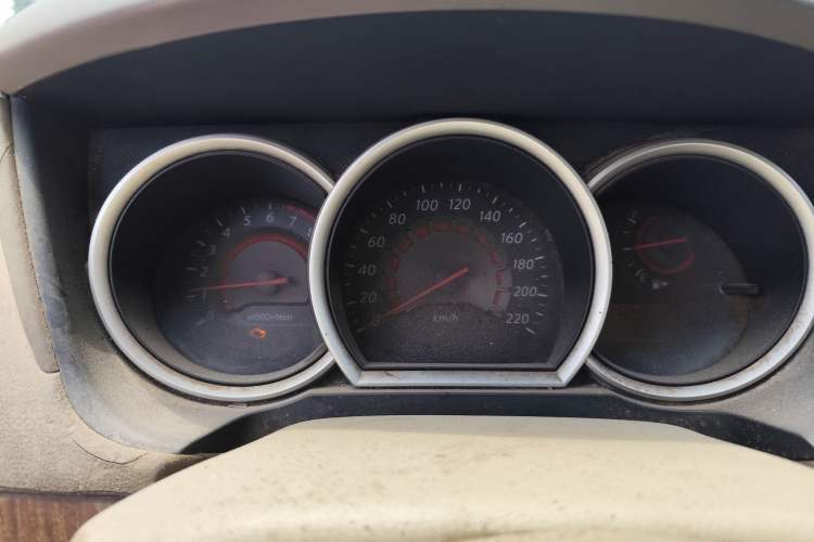 Used Nissan Sylphy 2009 1.6XL Automatic Luxury Sunroof Edition Instrument Cluster
