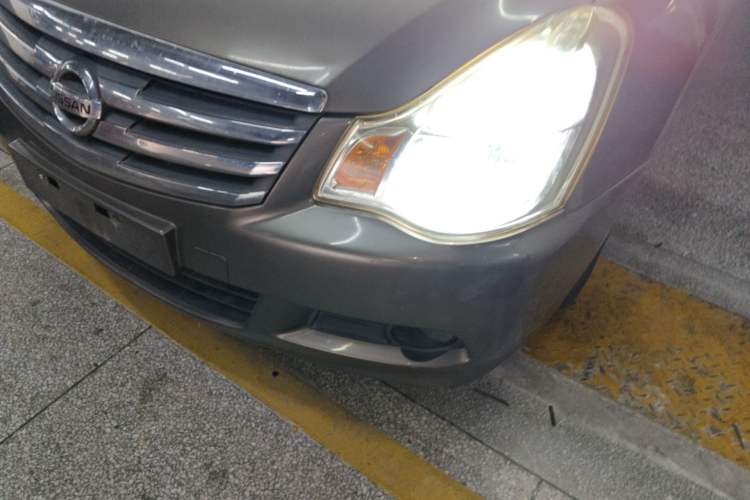 Used Nissan Sylphy 2009 1.6XL Automatic Luxury Sunroof Edition Left Front Headlight