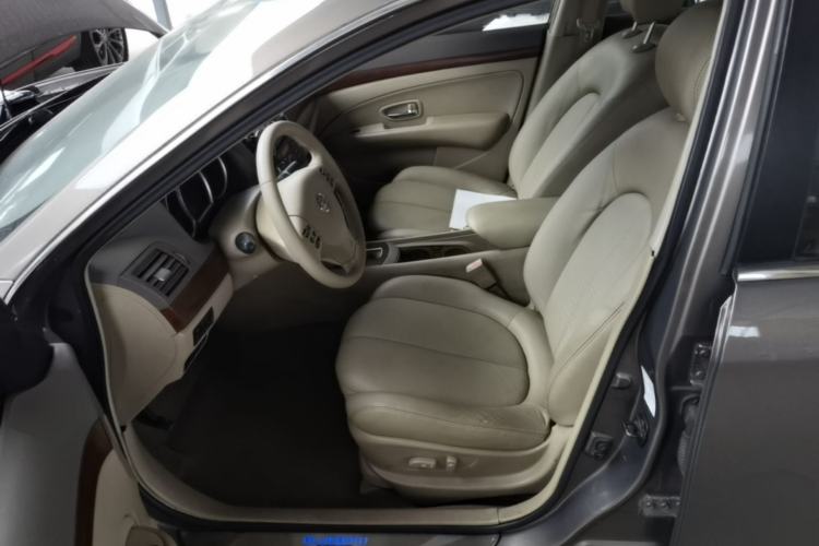Used Nissan Sylphy 2009 2.0XL CVT Tech Sunroof Version Left Front Seat
