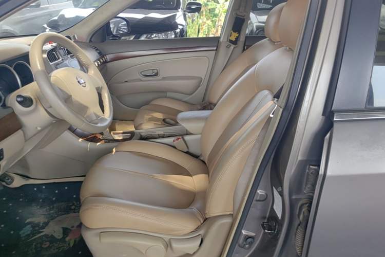 Used Nissan Sylphy 2009 1.6XE Automatic Comfort Edition Left Front Seat