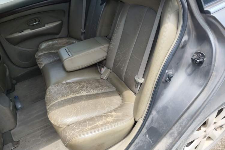 Used Nissan Sylphy 2009 1.6XL Automatic Luxury Sunroof Edition Left Rear Seat