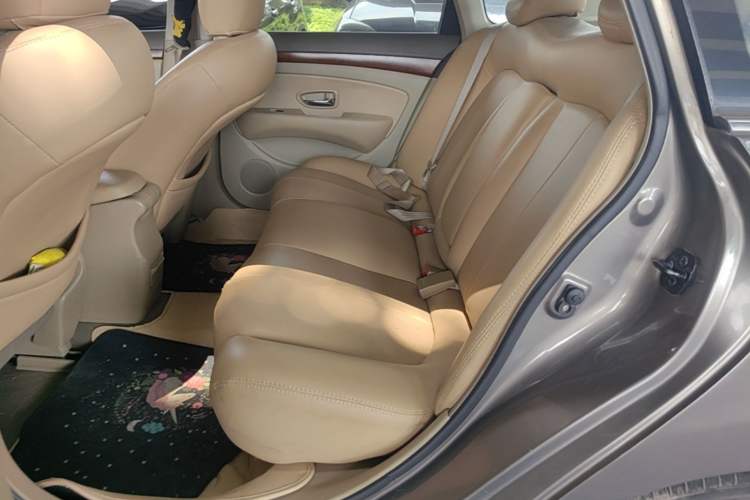 Used Nissan Sylphy 2009 1.6XE Automatic Comfort Edition Left Rear Seat
