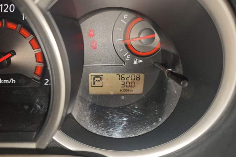 Used Nissan Sylphy 2009 1.6XL Automatic Luxury Sunroof Edition Odometer Close Up