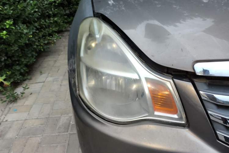 Used Nissan Sylphy 2009 2.0XL CVT Luxury Edition Right Front Headlight