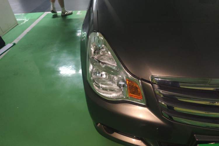Used Nissan Sylphy 2009 1.6XL Automatic Luxury Sunroof Edition Right Front Headlight