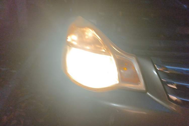 Used Nissan Sylphy 2009 2.0XL CVT Luxury Edition Right Front Headlight