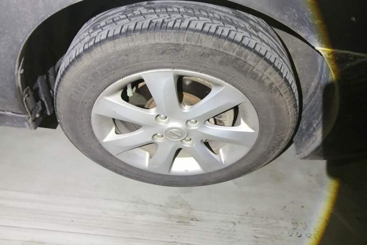 Used Nissan Sylphy 2009 1.6XE Automatic Comfort Edition Right Front Wheel Hub