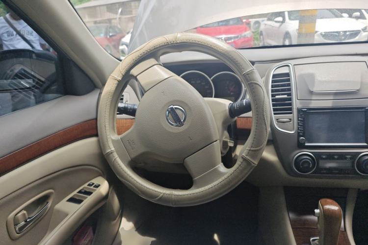 Used Nissan Sylphy 2009 1.6XL Automatic Luxury Sunroof Edition Steering Wheel