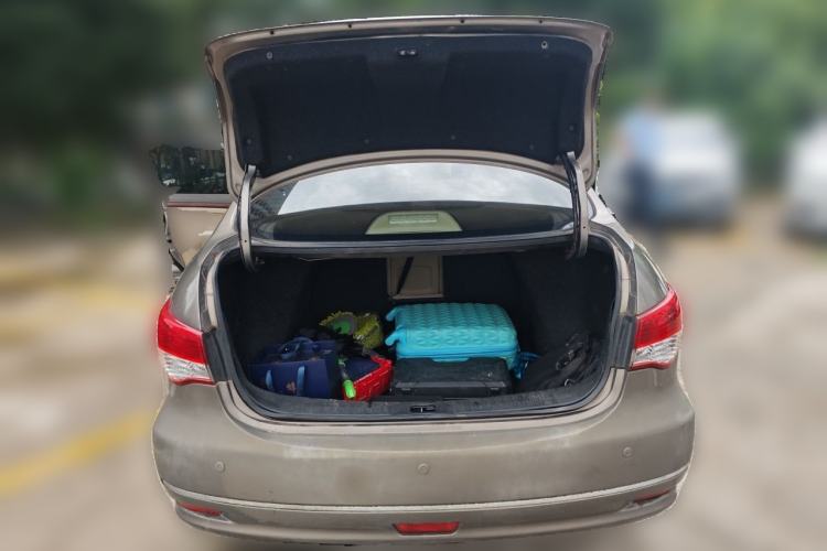 Used Nissan Sylphy 2009 1.6XE Manual Comfort Edition Trunk