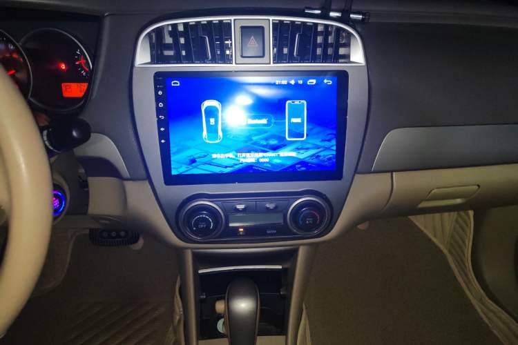 Used Nissan Sylphy 2012 Classic 1.6 XL Automatic Luxury Edition Audio And AC Panel