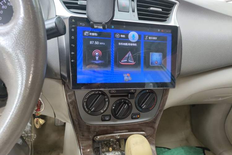Used Nissan Sylphy 2012 1.6 XL CVT Luxury Edition Audio And AC Panel