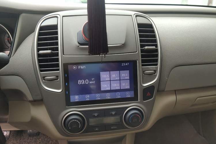 Used Nissan Sylphy 2012 Classic 1.6XE Manual Comfort Edition Audio And AC Panel