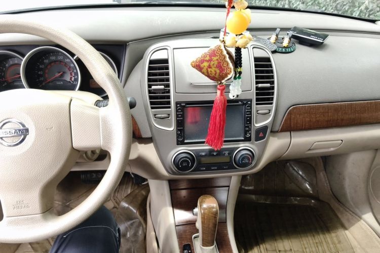 Used Nissan Sylphy 2012 1.6XE CVT Comfort Edition Audio And AC Panel