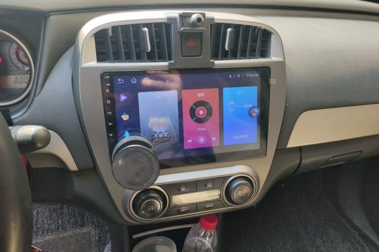 Used Nissan Sylphy 2012 Classic 1.6XE Manual Comfort Edition Audio And AC Panel