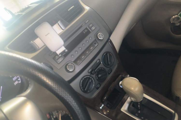 Used Nissan Sylphy 2012 1.6 XL CVT Luxury Edition Audio And AC Panel