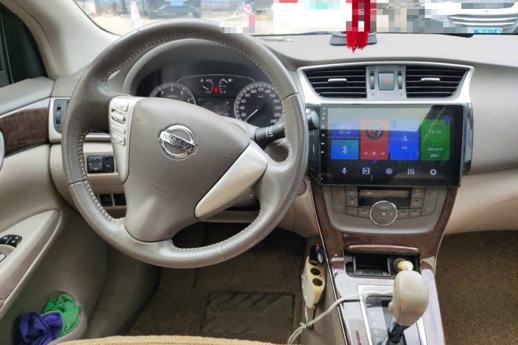 Used Nissan Sylphy 2012 1.8XL CVT Luxury Edition Center Console