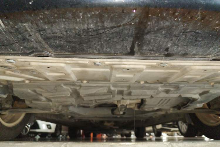 Used Nissan Sylphy 2012 Classic 1.6XE Automatic Comfort Edition Chassis Front