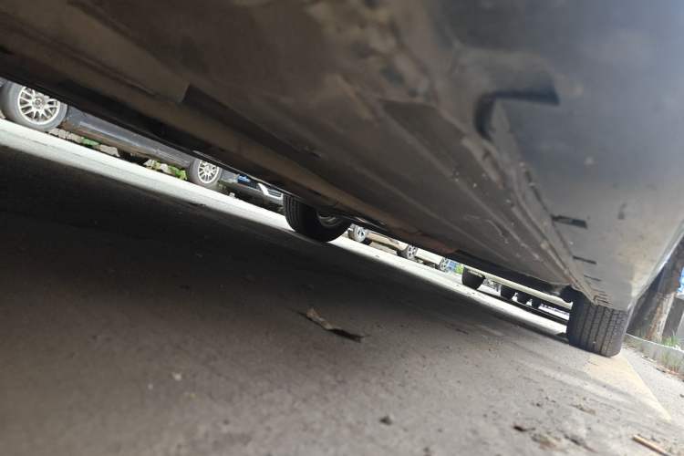 Used Nissan Sylphy 2012 Classic 1.6XE Automatic Comfort Edition Chassis Front Left