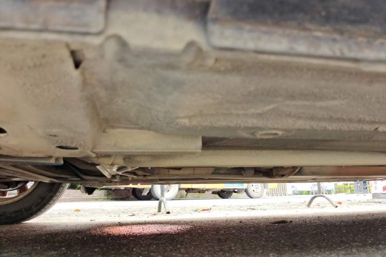 Used Nissan Sylphy 2012 Classic 1.6XE Manual Comfort Edition Chassis Front Left