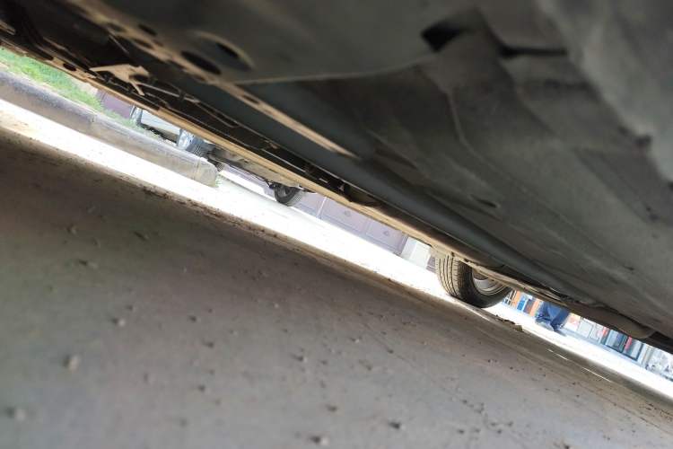 Used Nissan Sylphy 2012 1.6 XL Manual Luxury Edition Chassis Front Left