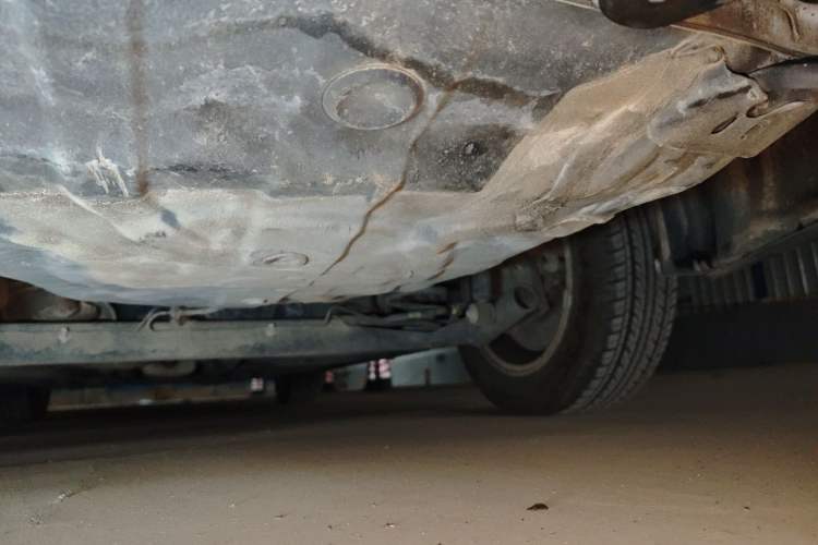 Used Nissan Sylphy 2012 Classic 1.6XE Manual Comfort Edition Chassis Front Left