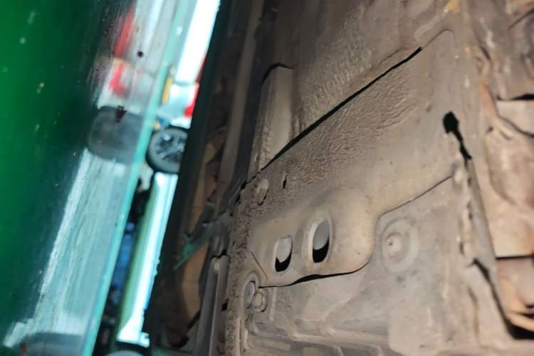 Used Nissan Sylphy 2012 Classic 1.6XE Manual Comfort Edition Chassis Front Right