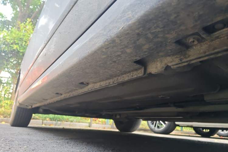 Used Nissan Sylphy 2012 Classic 1.6XE Automatic Comfort Edition Chassis Front Right