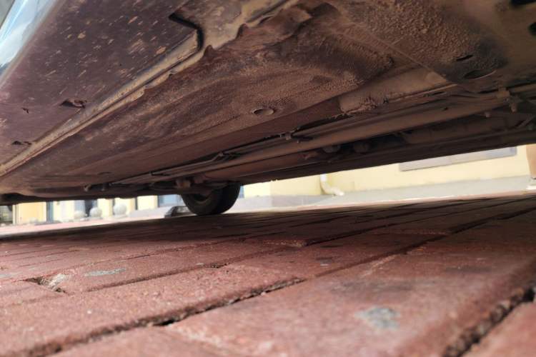 Used Nissan Sylphy 2012 Classic 1.6XE Manual Comfort Edition Chassis Front Right