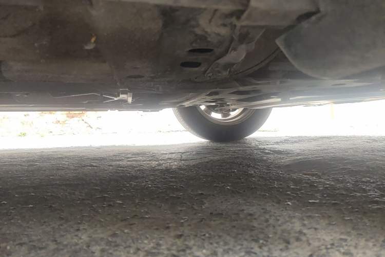 Used Nissan Sylphy 2012 Classic 1.6XE Manual Comfort Edition Chassis Front Right