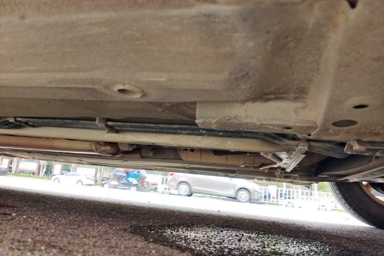 Used Nissan Sylphy 2012 Classic 1.6XE Manual Comfort Edition Chassis Front Right