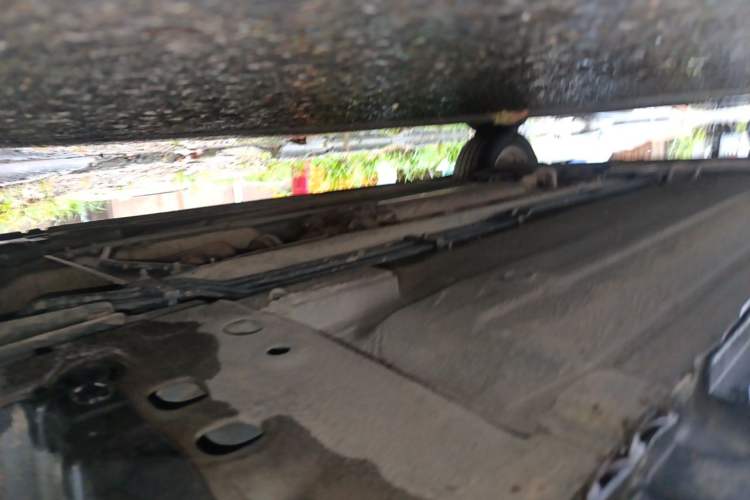 Used Nissan Sylphy 2012 Classic 1.6XL Manual Luxury Edition Chassis Front Right