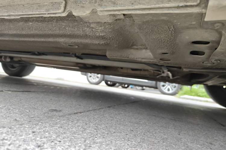 Used Nissan Sylphy 2012 Classic 1.6XE Automatic Comfort Edition Chassis Front Right