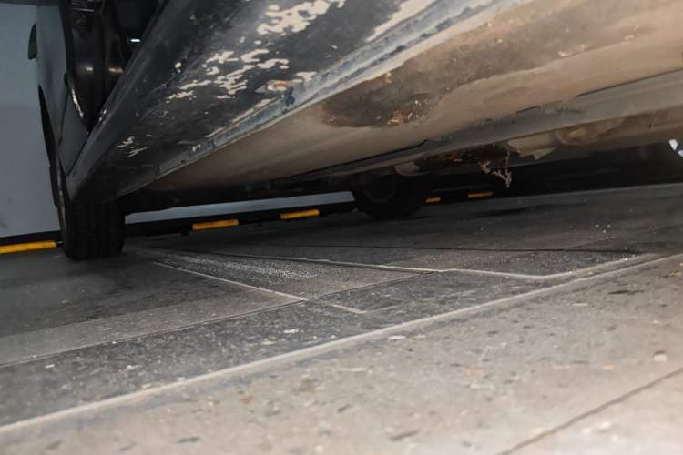 Used Nissan Sylphy 2012 Classic 1.6XE Manual Comfort Edition Chassis Front Right