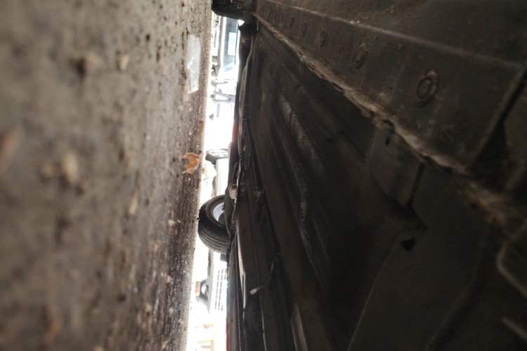 Used Nissan Sylphy 2012 1.6XE Manual Comfort Edition Chassis Front Right