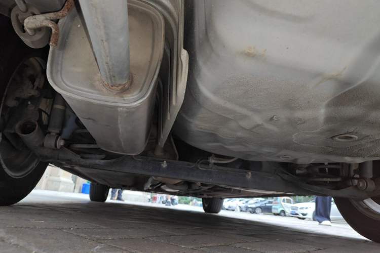 Used Nissan Sylphy 2012 Classic 1.6XE Manual Comfort Edition Chassis Rear Left