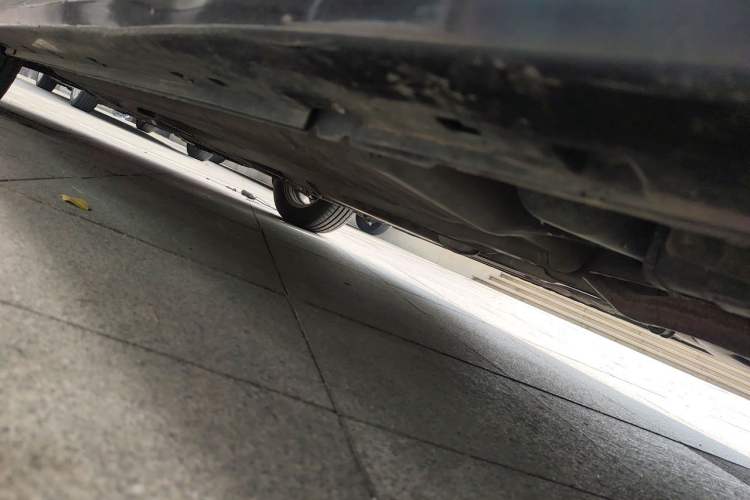 Used Nissan Sylphy 2012 Classic 1.6XE Manual Comfort Edition Chassis Rear Left