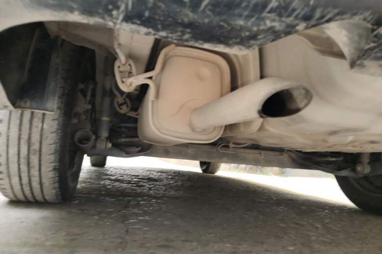 Used Nissan Sylphy 2012 Classic 1.6XE Manual Comfort Edition Chassis Rear Left